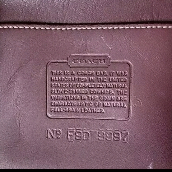 Sold!! Vintage Coach Legacy Small Zip Crossbody Shoulder Bag 9997 (Currant) - Picture 14 of 14